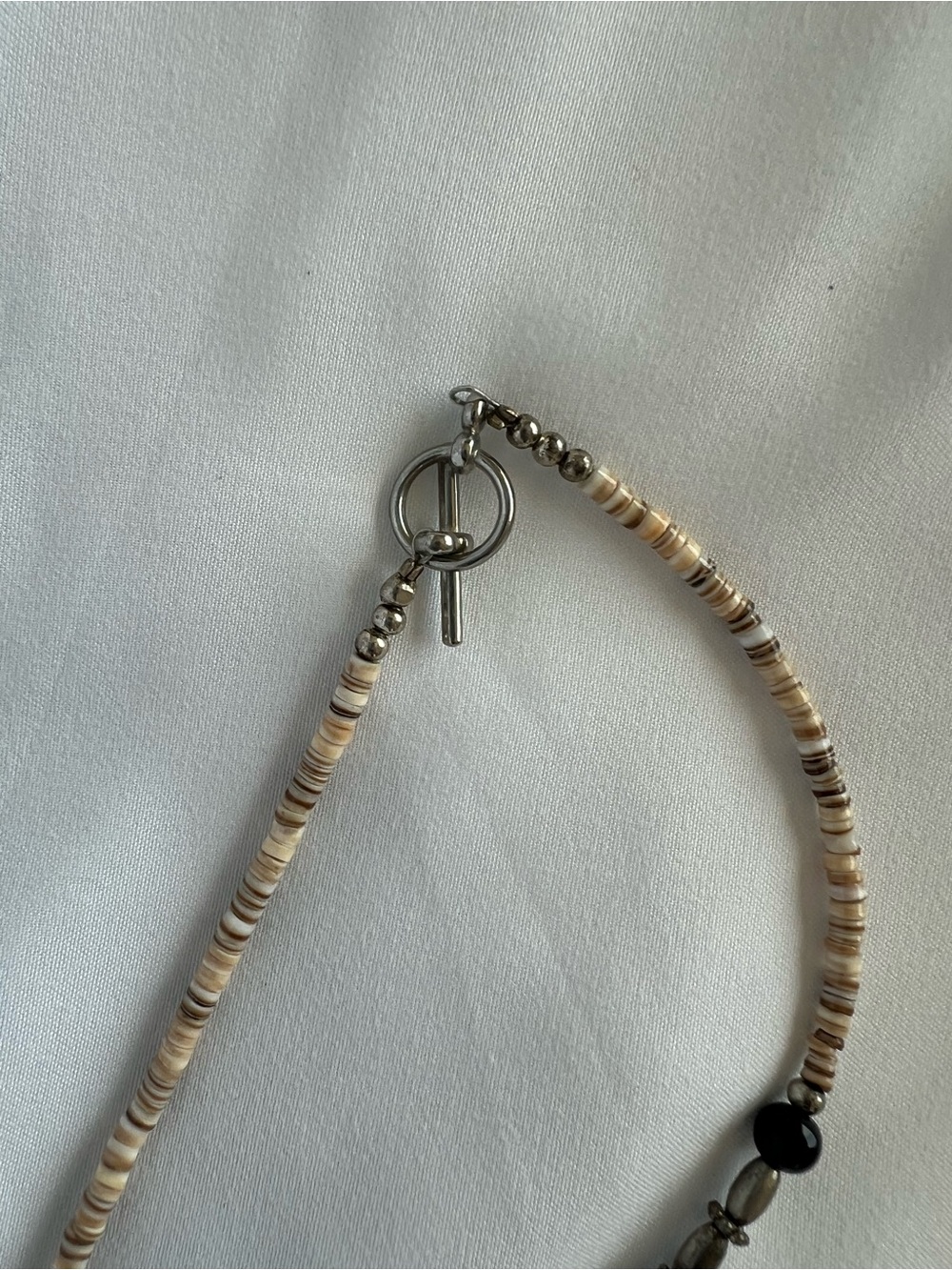 Turquoise Chip Bead Necklace with Agate Pendant - Women Jewelry - Picture 3 of 5
